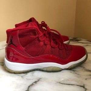 Jordan 11s